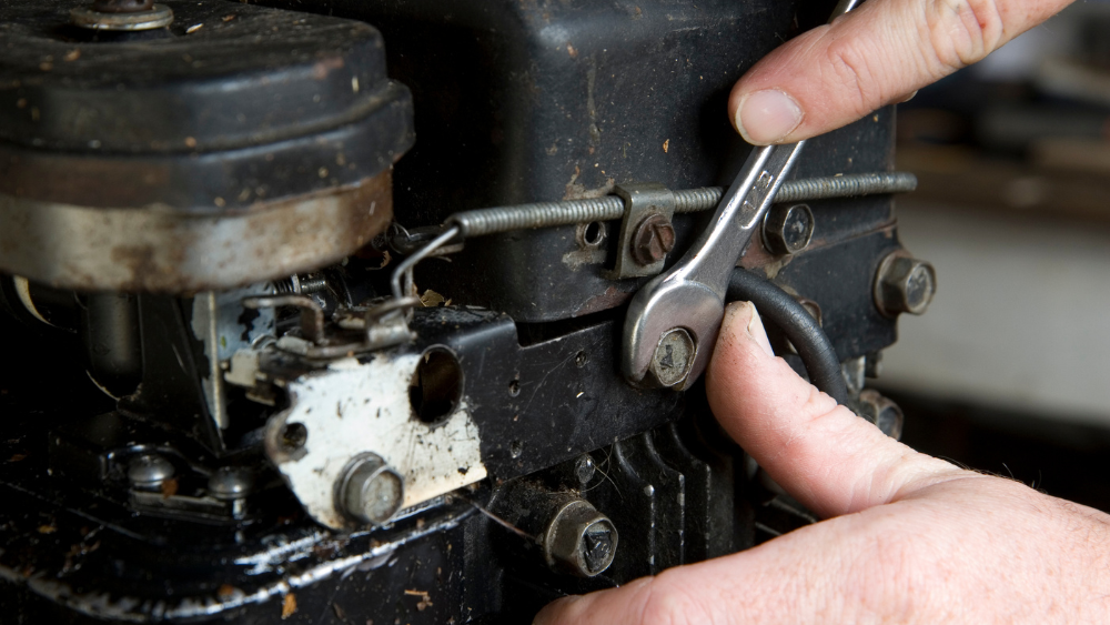 Auto Service + Body Repair career, Small Engine Repair name image